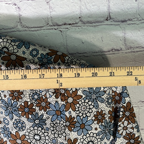 Equilirbio Italy Men's Flower Print Long Sleeve Slim Fit Shirt. Size: Medium - Picture 5 of 10